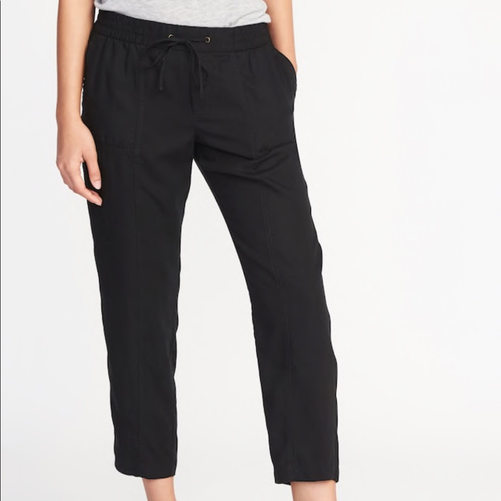 Old Navy Mid-Rise Soft Utility Pants